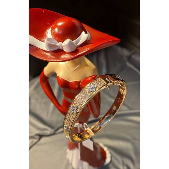 NWT FASHIONABLE ROYAL BRACELET DUEL LOOK GOLD METAL BLING CLASP - Picture 2 of 7